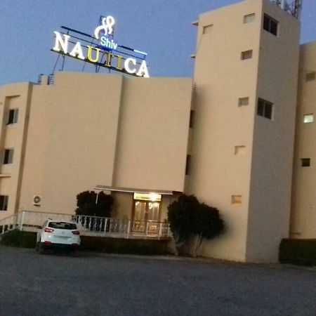 The Shiv Nautica Hotel Mundra Buitenkant foto