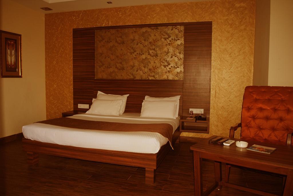The Shiv Nautica Hotel Mundra Buitenkant foto