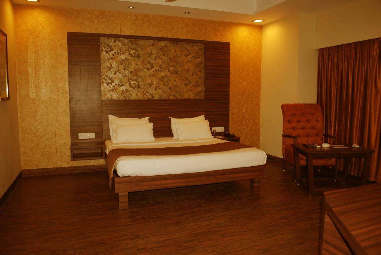 The Shiv Nautica Hotel Mundra Buitenkant foto